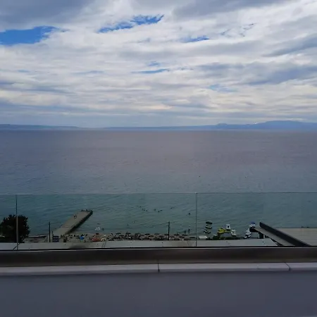 Myrto 's Sea View