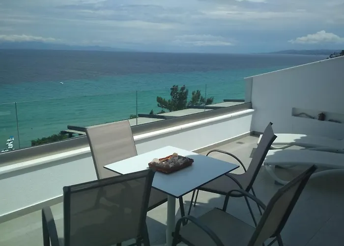 Myrto 's Sea View 公寓