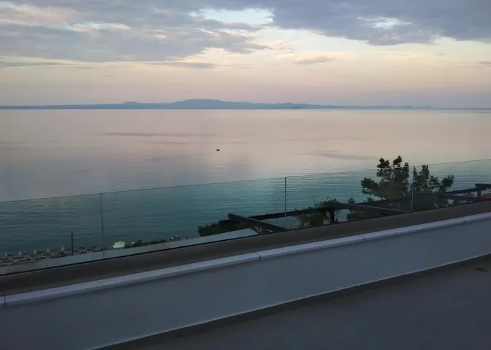 Myrto 's Sea View Apartment Kallithea (Chalkidiki)